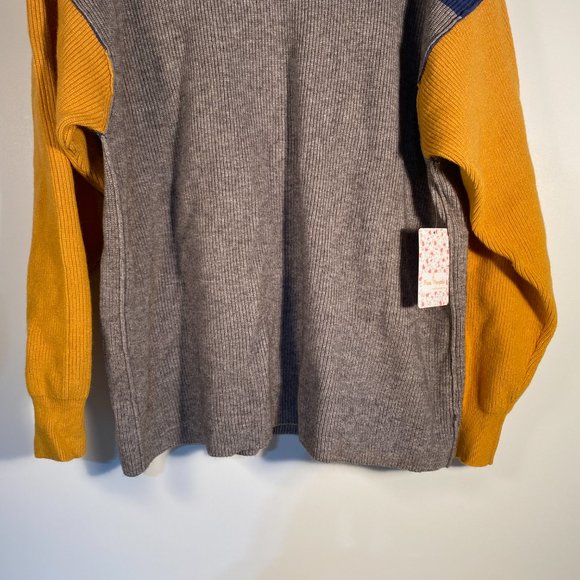 Free People Softly Structured Color Block Sweater Women Size S - Picture 3 of 9